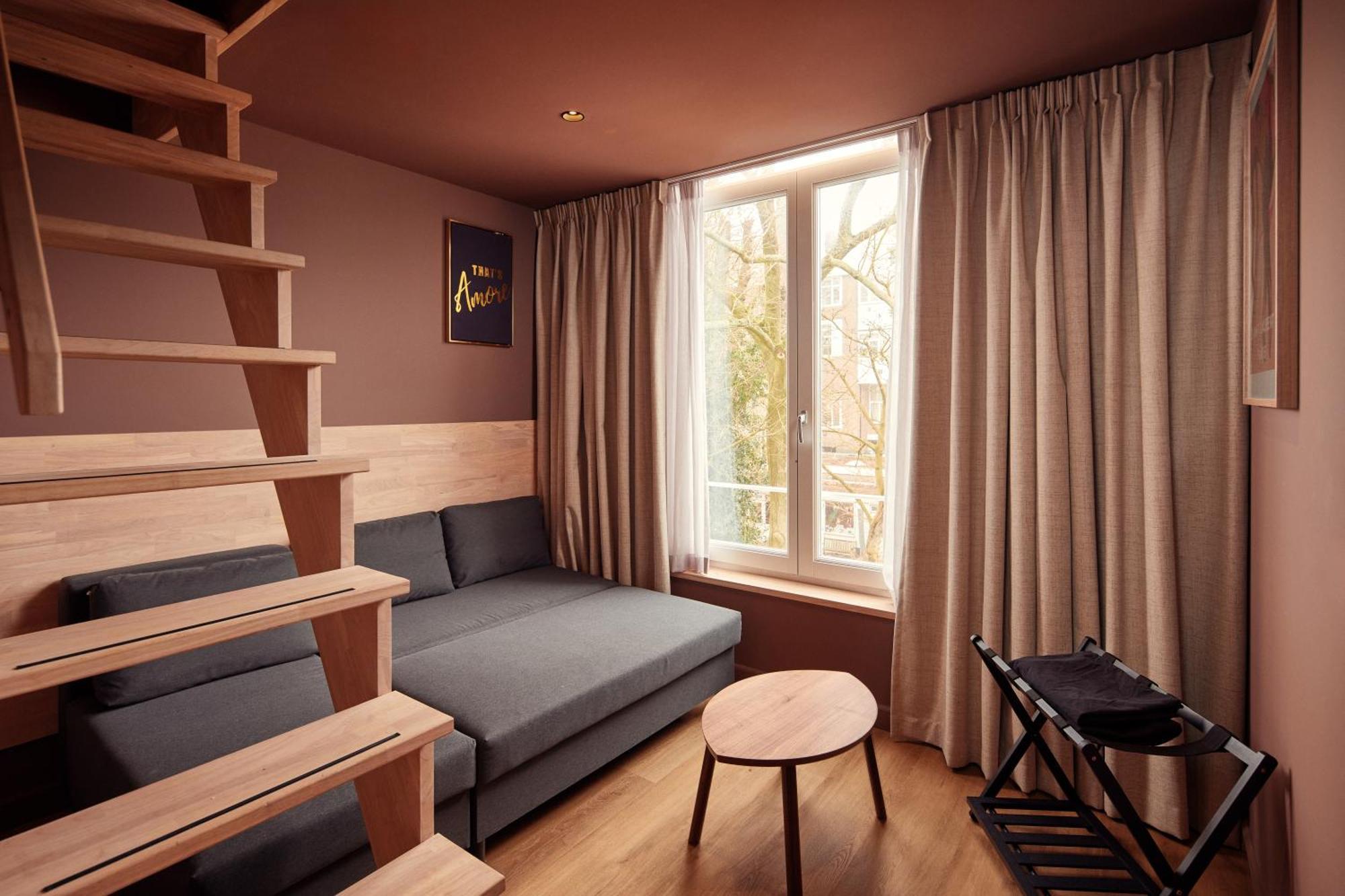 The Elephant Hostel アムステルダム エクステリア 写真